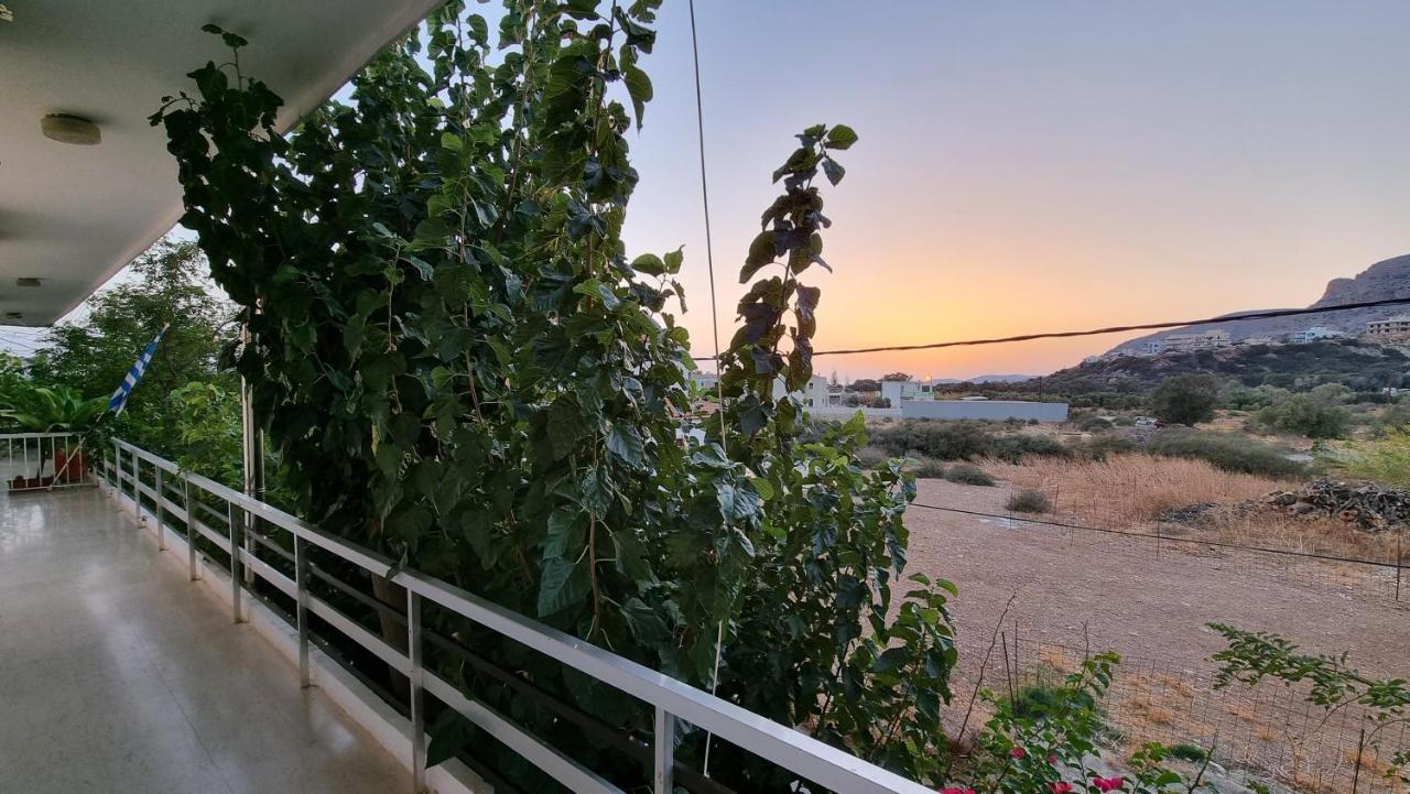 Enjoy Sunset Appartement Paleochora Buitenkant foto